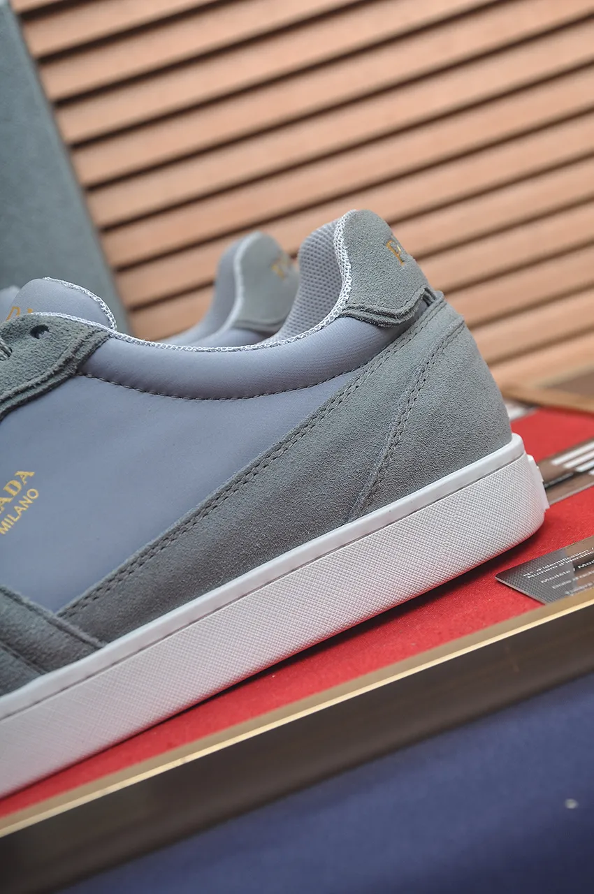 Men's shoes 💰580💶【PRADA】Top original, new season, high quality original goods, top imported calfskin with original imported glue, imported cowhide inside with original cowhide feet, original outsole! Quality guaranteed! Code 38-45 (45 customized)